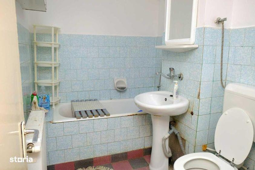 Apartament cu 2 camere în Micro 16