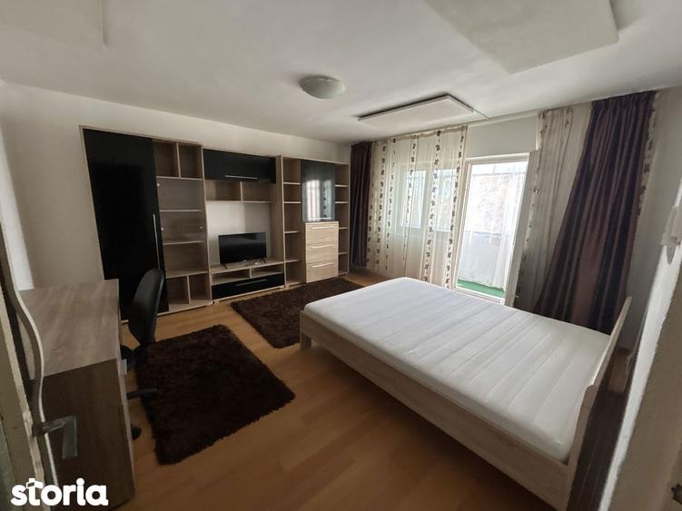 Garsonieră în Steaua