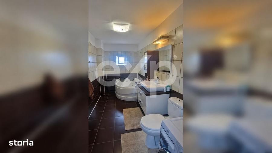 Casă cu 4 camere în Bună Ziua