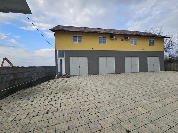 Spațiu industrial, de 516 mp, în Sântuhalm