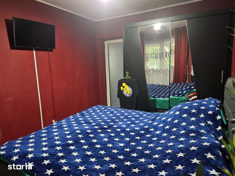 Apartament cu 3 camere în Berceni