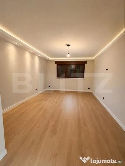 Apartament cu 3 camere decomandat în Brazda lui Novac