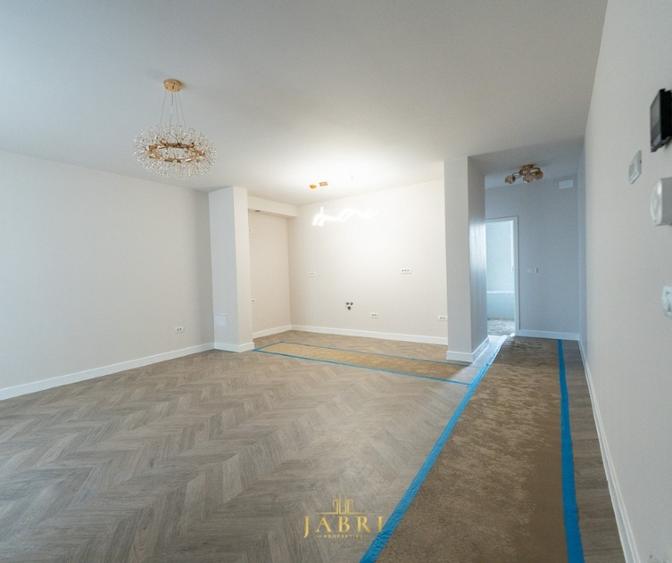 Apartament cu 2 camere decomandat în Aradului