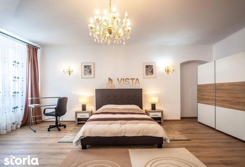 Apartament cu 3 camere, mobilat în Centrul Istoric
