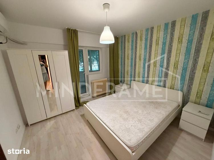 Apartament cu 3 camere în Tineretului