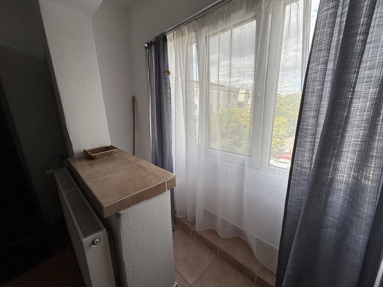 Garsonieră semidecomandată în Rovine