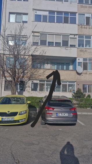 Apartament cu 2 camere decomandat în Micro 5