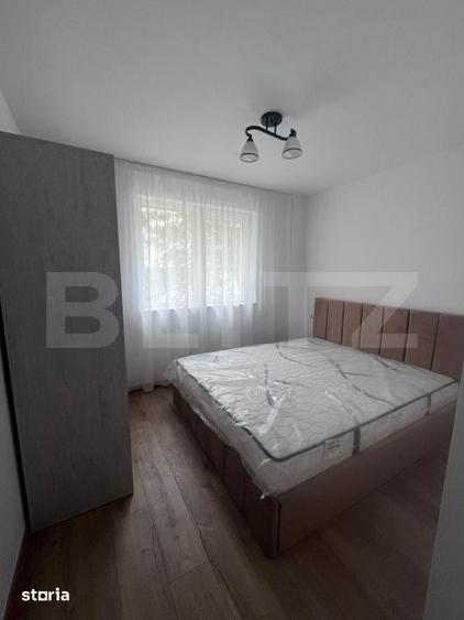 Apartament cu 4 camere decomandat în George Enescu