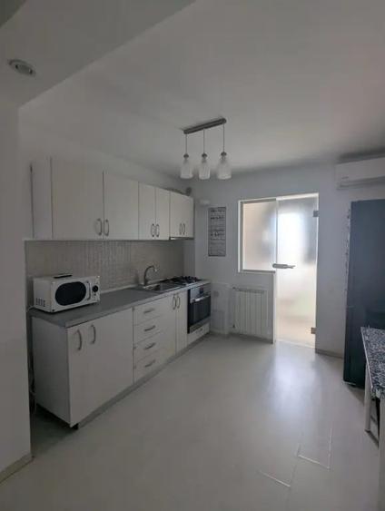 Apartament 2 camere decomandat cu loc de parcare - 2