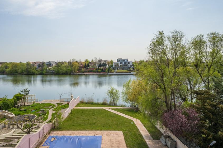 Casă individuală cu 7 camere cu Piscina în Mogoșoaia