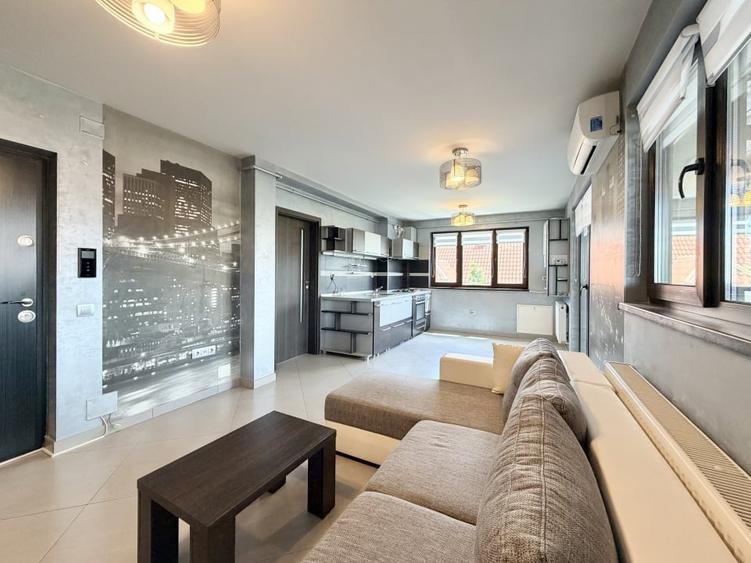Apartament cu 4 camere semidecomandat, mobilat în Mărăști