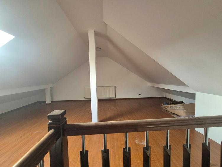 Duplex cu 4 camere cu Teren 200 Mp în Sfântu Ilie