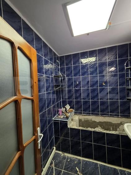 Apartament cu 4 camere decomandat, mobilat în Mazepa 1