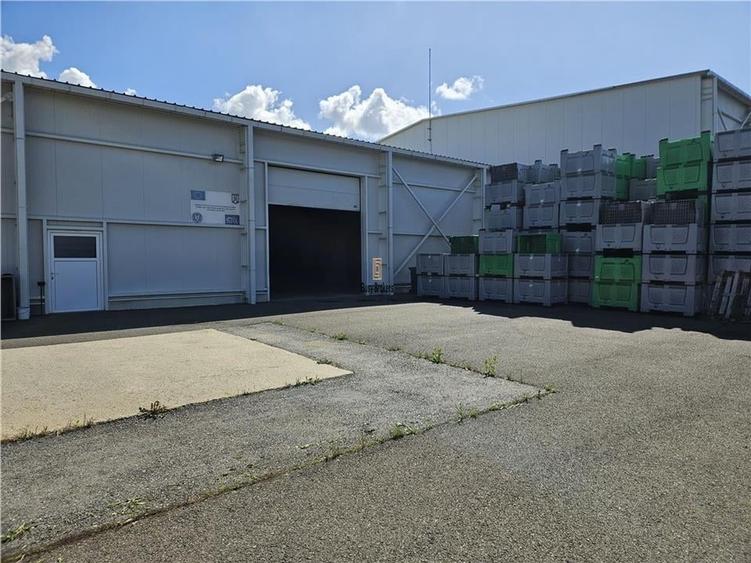 Spațiu industrial, de 2,000 mp, în Hamba