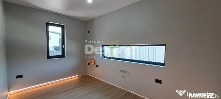 Casă cu 4 camere cu Teren 500 Mp în Vișani