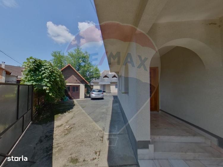Casă cu 4 camere în Rona de Sus