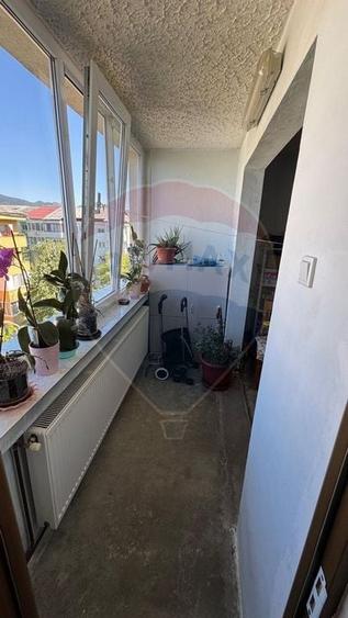 Apartament cu 3 camere decomandat, mobilat în Ultracentral