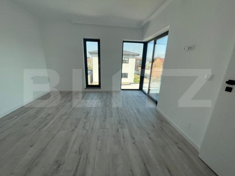 Casă individuală cu 4 camere cu Canalizare în Exterior Nord