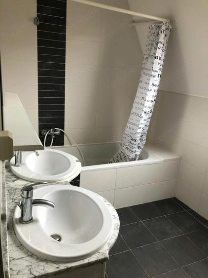 Apartament cu 3 camere decomandat în Griviței