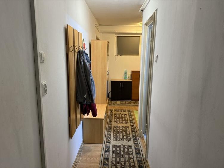 Apartament cu 2 camere decomandat în Drumul Taberei