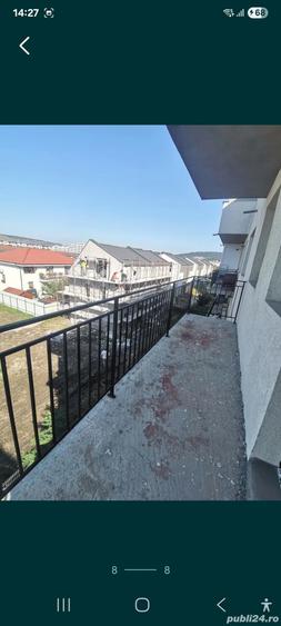 Apartament cu 3 camere în Florești
