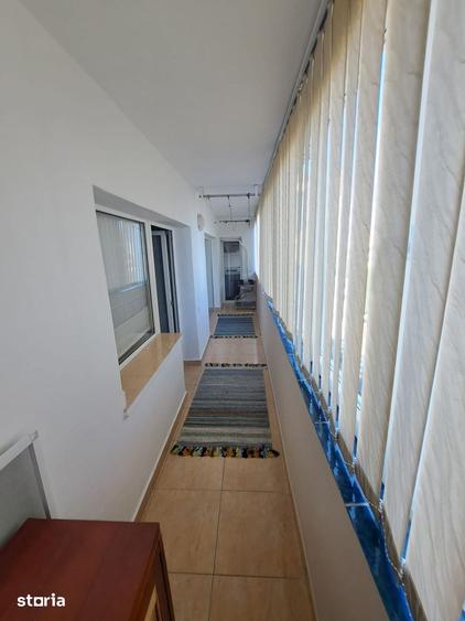 Apartament cu 3 camere în Decebal