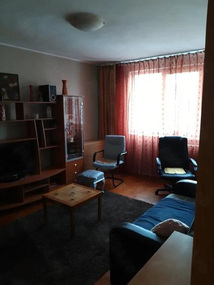Apartament cu 2 camere decomandat în Berceni