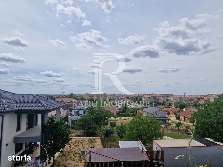 Apartament cu 3 camere decomandat în Oncea