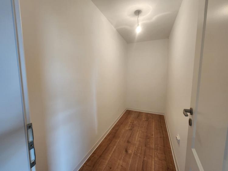 Duplex cu 4 camere cu Canalizare în Miroslava