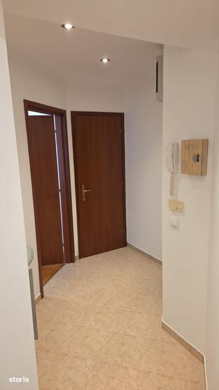 Apartament cu 3 camere, mobilat în Primăverii