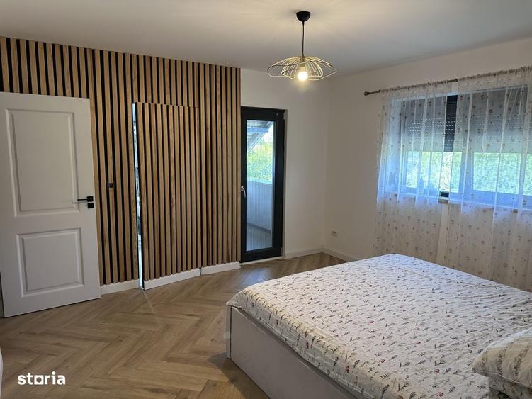 Casă cu 4 camere în Bătești