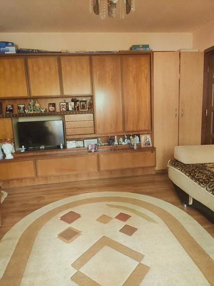 Apartament cu 2 camere semidecomandat în Gării