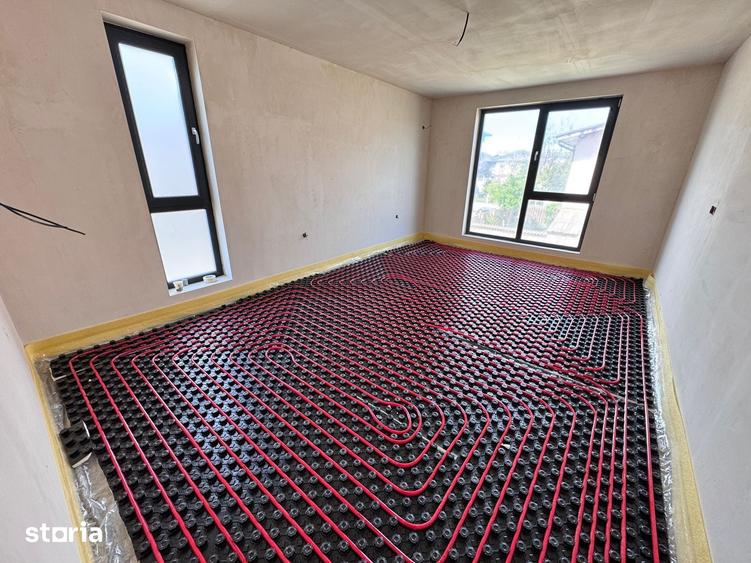 CASA INDIVIDUALA, STRADA ASFALTATA, TOATE UTILITATILE, COMISION 0% - 11