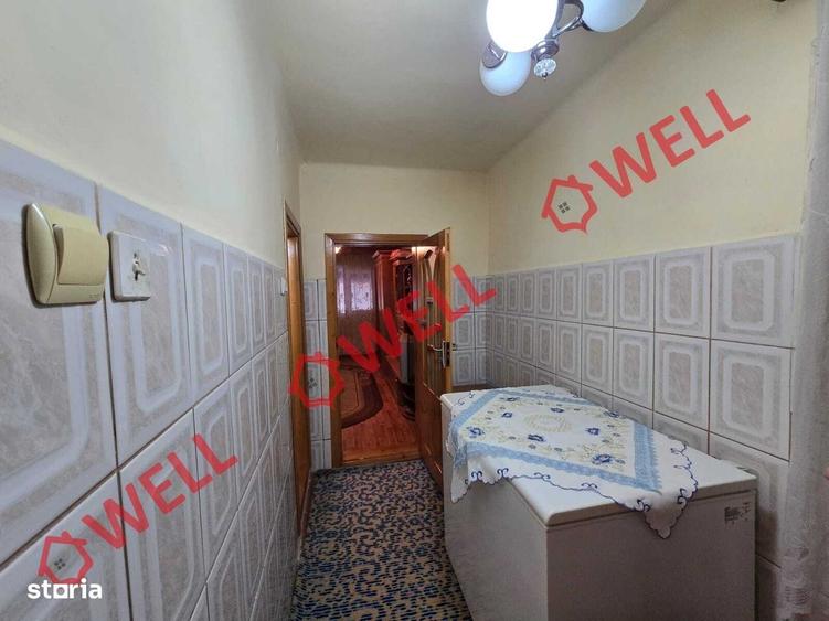 Casă cu 4 camere în Zăbrătău