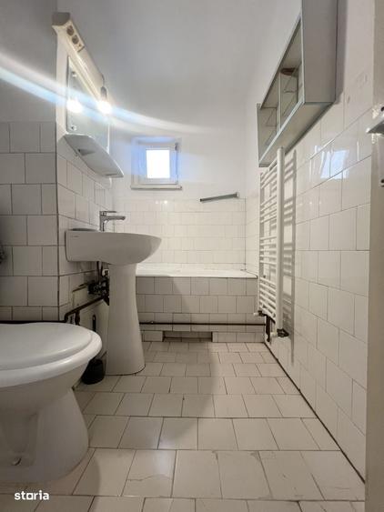 Apartament cu 2 camere semidecomandat în Dâmbovița