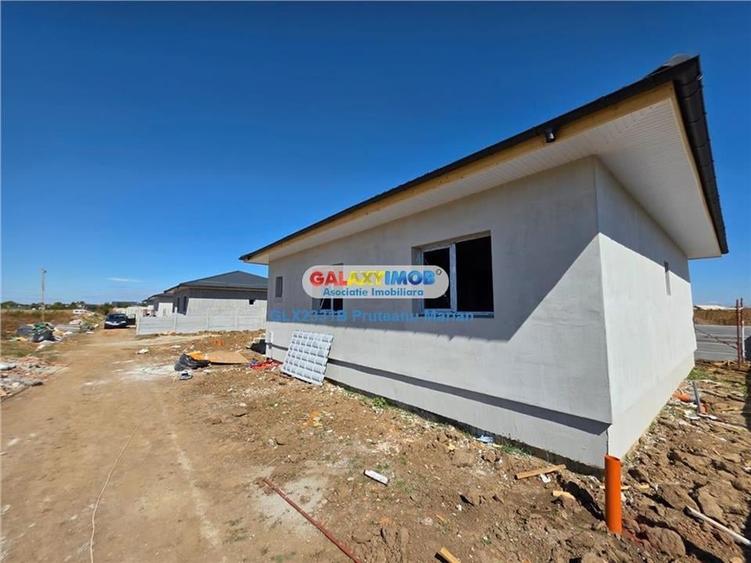Casă individuală cu 4 camere cu Teren 420 Mp în Clinceni