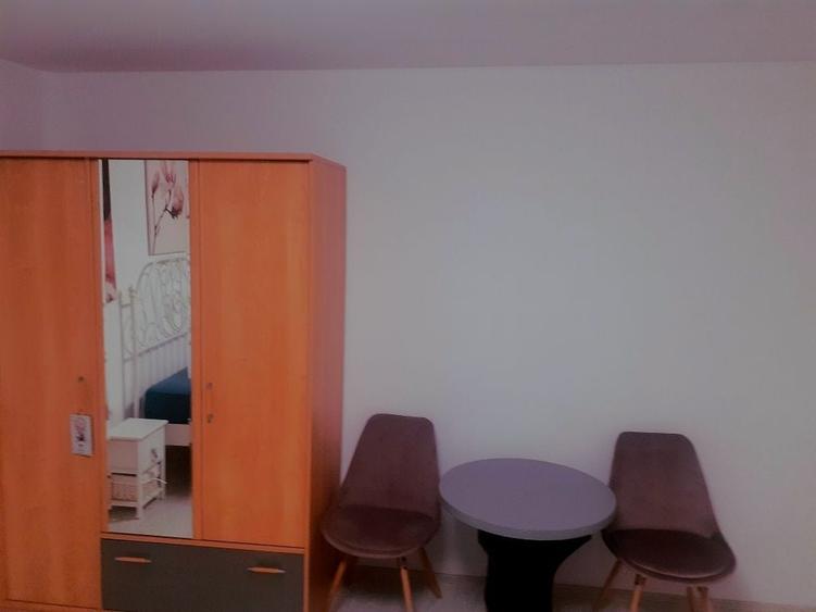 Garsonieră decomandată în Kogălniceanu