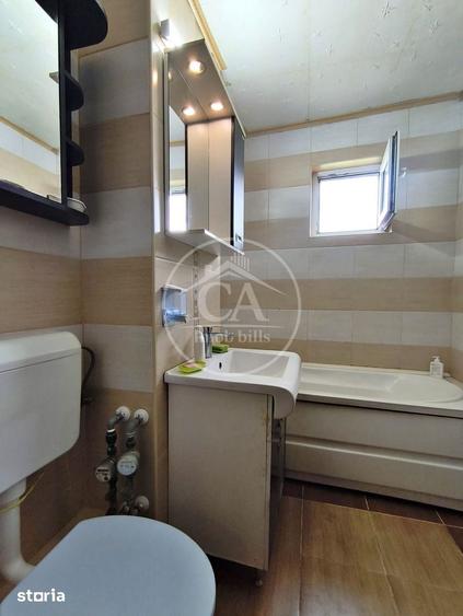 Apartament cu 4 camere decomandat în Rogerius