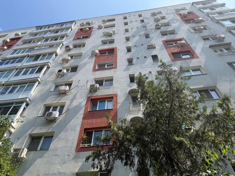 Garsonieră semidecomandată, mobilată în P-ța Victoriei