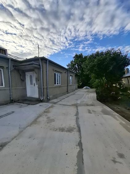 Casă cu 3 camere cu Teren 1000 Mp în Odobești