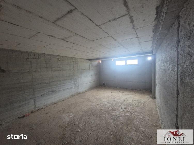 Casă cu 3 camere cu Teren 6296 Mp în Meteș