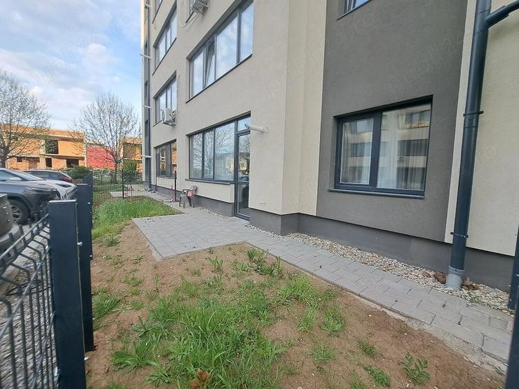 Apartament cu 2 camere decomandat în Dobroești