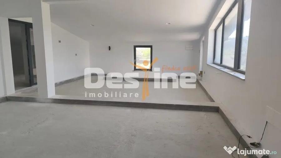 Spațiu comercial, de 386 mp, în Bălteni
