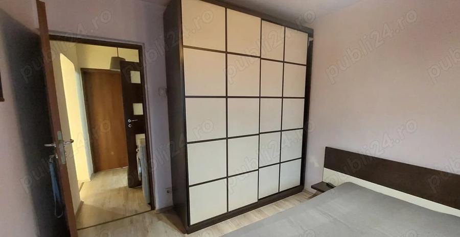 Apartament cu 3 camere decomandat, mobilat în Sălaj