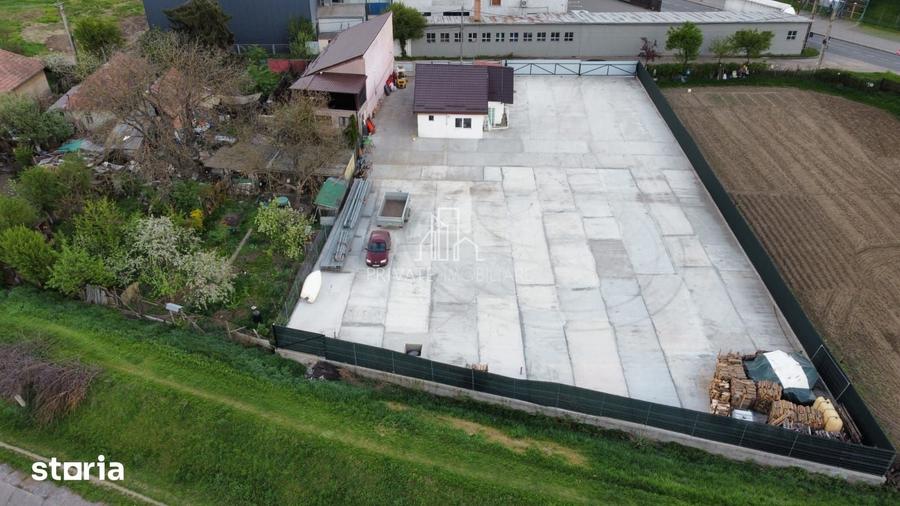 Teren de 1700 mp, în Central