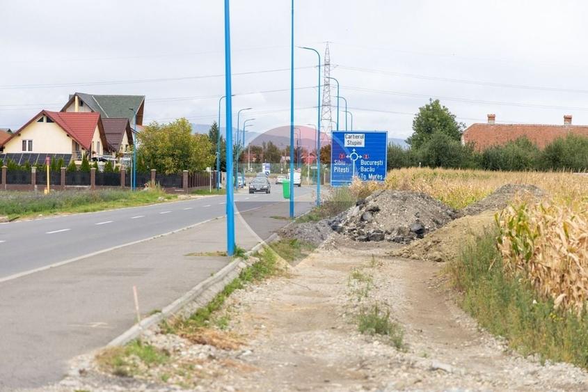 Teren Construcții intravilan de 2858 mp, în Bartolomeu