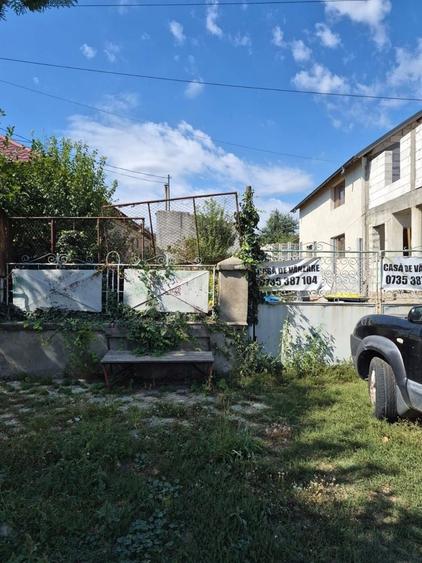 Casă cu 3 camere în Lumina