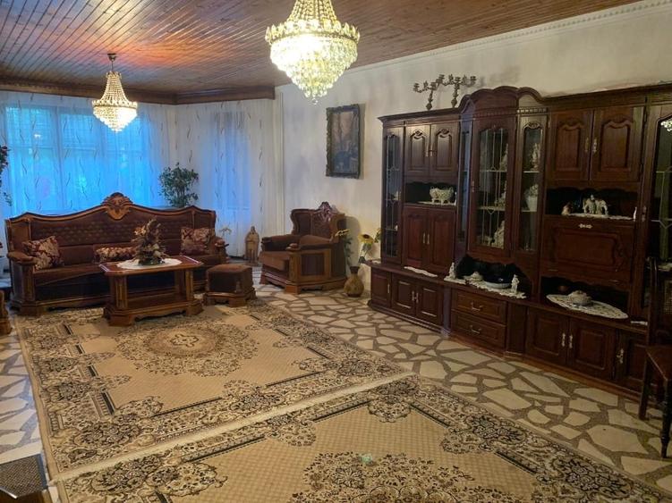 Casă individuală cu 4 camere cu Teren 1400 Mp în Ghiroda