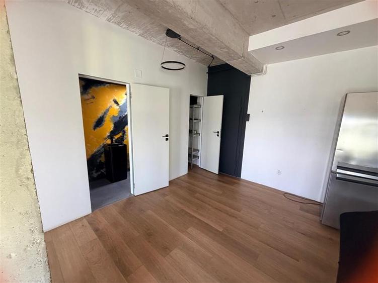 Apartament cu 3 camere decomandat, mobilat în Copou