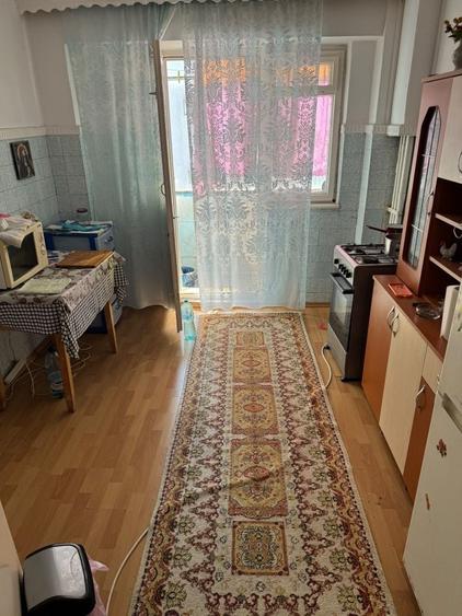 Apartament cu 2 camere decomandat în Obor